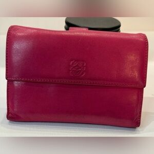 EUC! Loewe Vintage Anagram Rose Pink Butter Soft Leather Tri Fold Wallet